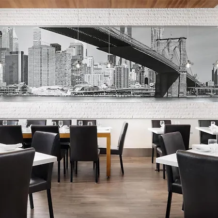 Hilton Garden Inn New York - Times Square Central-3